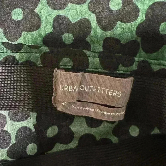 159. Urban Outfitters Women's Green and Black Skirt - Picture 3 of 9